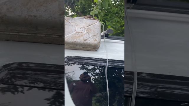 Поставили капельницу машине. Лада ларгус. Автомобиль. #Юмор #прикол