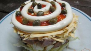 Салат из пекинской капусты с домашней колбасой