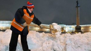 Петербург завалило снегом.|Сюжет А. Харламовой