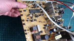 Детали из телевизора, что можно взять. Микросхемы, транзисторы, рассыпуха.