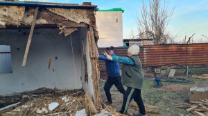 Сносим старую кухню на юге