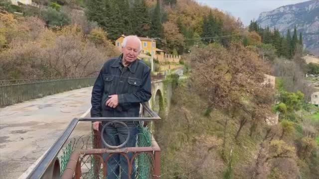 Виадуки с балкончиками в Провансе - зачем они нужны? смотреть онлайн