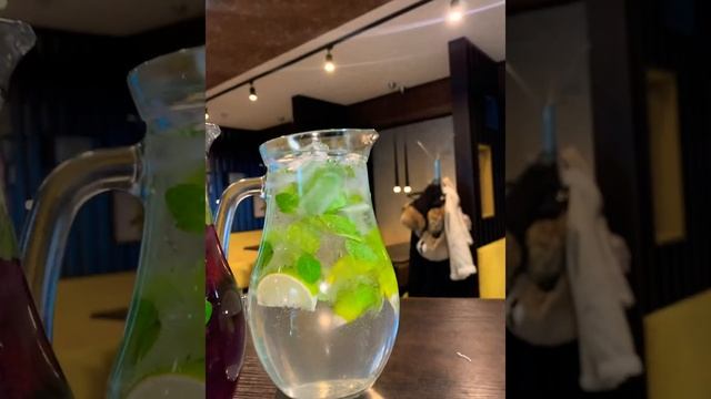 Мохито классический💚Мохито ежевичный 💜               А какой выберешь ты?🤍