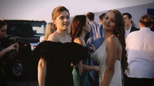 Кортеж из 8ми лимузинов. Саратов. Выпускной 2022.