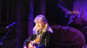 Жанна Бичевская. Заночую в стогу.