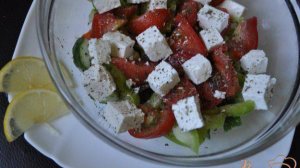 Овощной салат с брынзой