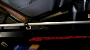 Крепление домкрата на снегоходе.