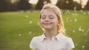 ТАМ ГДЕ ПРИХОДЯТ В МИР НАДЕЖДЫ ОБЛАКА