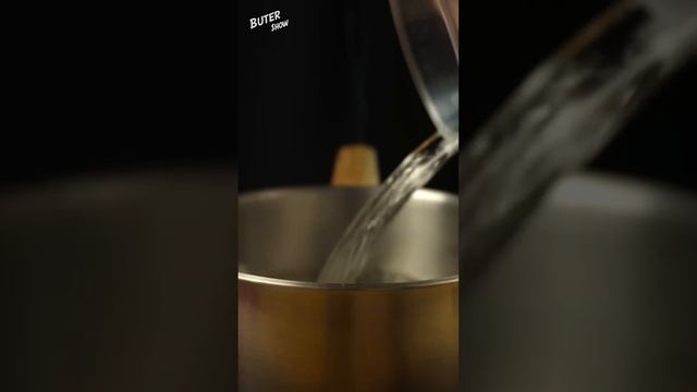 Пробую Китайскую Улиточную Лапшу Быстрого Приготовления 🍜 #shorts смотреть онлайн