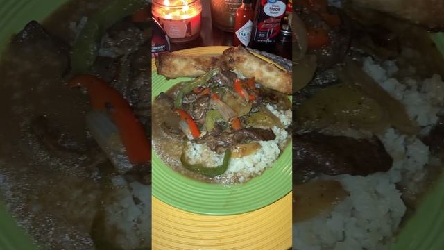 Low Calorie Pepper Steak with Cauliflower Rice, Vegetable Egg Rolls and Salad#lowcalorie#tgif#foodi смотреть онлайн