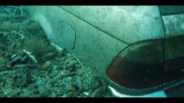 Топ 5 необычных находок под водой