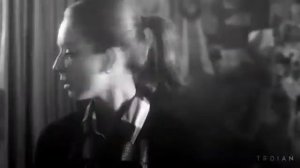 раненая птица неба не боится