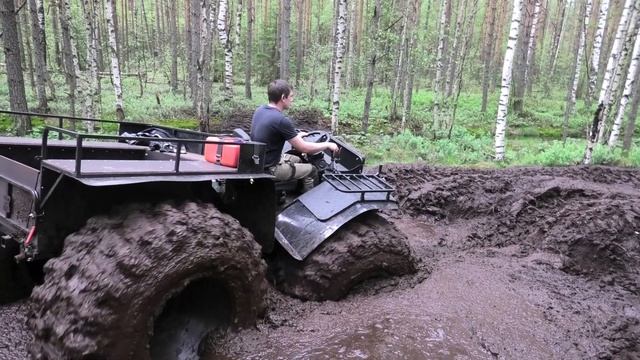 Вездеход на обдирышах Ураган Торфяная супер яма. Взбили торф. Роем землю Выводы Часть 2 смотреть онлайн
