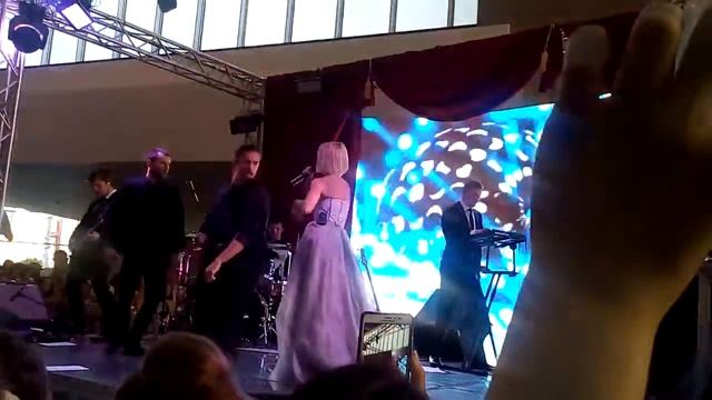 Полина Гагариа "Шагай" смотреть онлайн