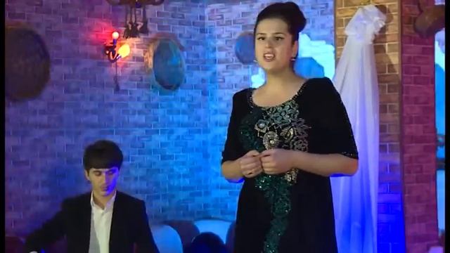 Заринаи Абдурахим ва Аслиддин Чамолзода - Гули барфи шукуфон (2017) смотреть онлайн