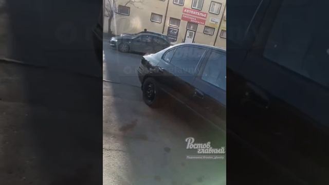 На Сиверса бородач подрезал автомобиль, после чего начал угрожать водителю! 😡