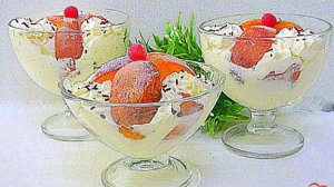 Десерт из творога и персика