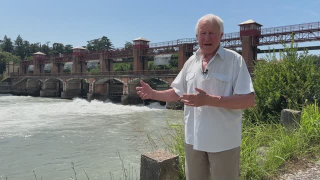 Шандорные затворы на старинной плотине в Вероне смотреть онлайн