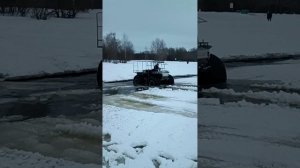 Вездеход. Наледь. Полынья. Отзыв о системе фиксации. 1 й раз на пневмоходе Ураган Дикарь