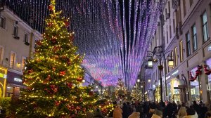 Гуляю по новогодней Москве.