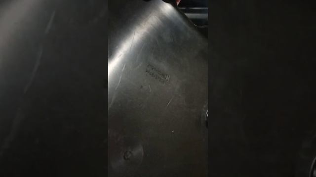 Лада Веста НГ 2023. Декоративная крышка двигателя от двигателя 21127 смотреть онлайн