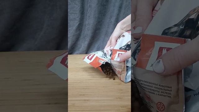 Сухой корм для собак от "ЗООГУРМАН" смотреть онлайн