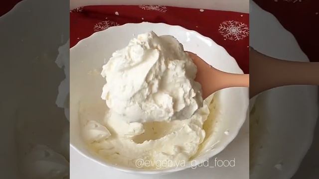 Сливочно йогуртовый крем