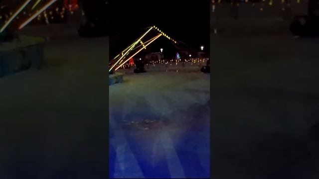 На ватрушке с ветерком (парк Спутника).mp4