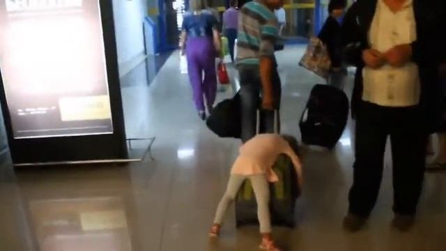 Русские туристы приехали с отдыха