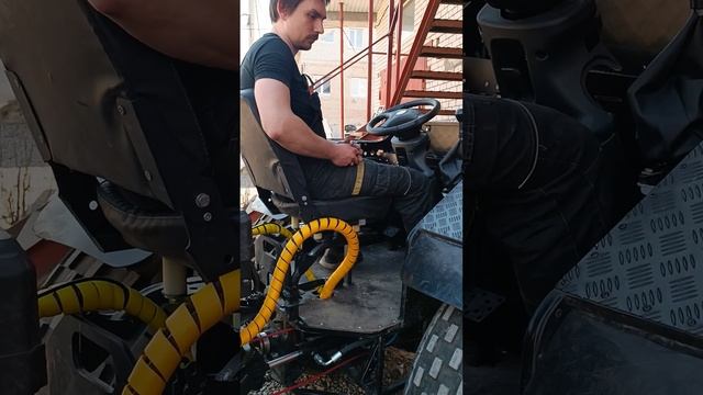 Вездеход с гидрообьемным рулевым ГОРУ Можно ли рулить без двигателя? #shots смотреть онлайн