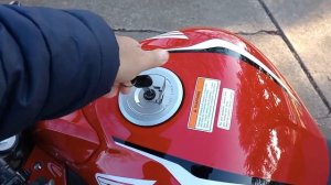 Best Sports bike for beginners - 2022 HONDA CBR300R Review