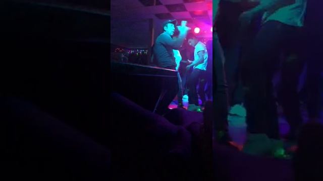 ТАДЖИК ЗАЖИГАЕТ 😁