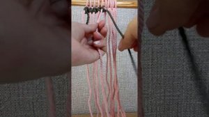 Узлы макраме "Вертикальный репсовый узел"