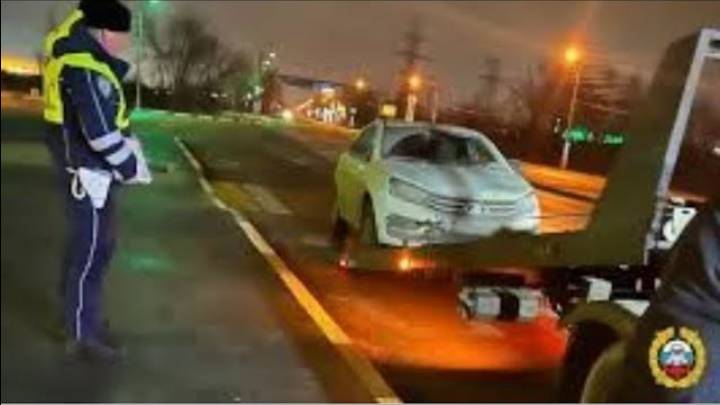 Мигрант таксист захватил подростка С Новым Годом смотреть онлайн