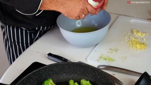 Приготовьте идеальный азиатский соус для брокколи! #соус #азиатскаякухня #кулинария