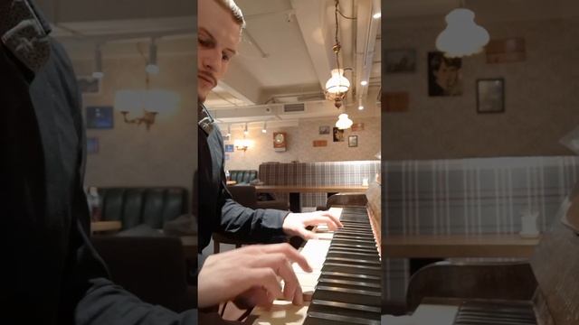 Solas Jamie Duffy #piano  in #cafe