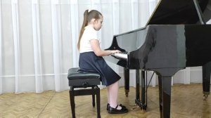 Романова Маргарита, 8 лет, «Норвежская колыбельная песня» (редакция и аранжировка В.А.Поливоды)