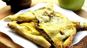 Слойка с яблоками и вареньем