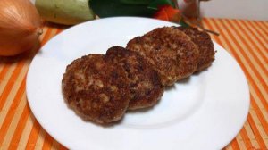 Котлеты из фарша с кабачком