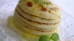 Апельсиновые оладьи с лаймовым соусом