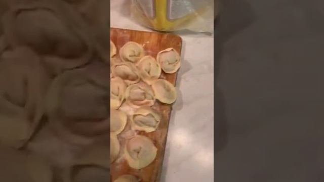 КАК МОЙ МЕКСИКАНСКИЙ ЗЯТЬ УЧИЛСЯ ЛЕПИТЬ ПЕЛЬМЕНИ