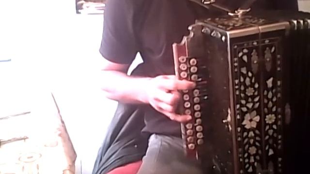 Песня "День Победы". Разбор игры на гармони.