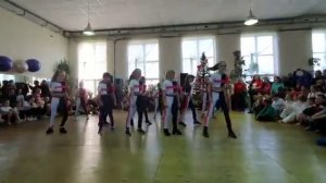 Танец под песню "Половина моя"