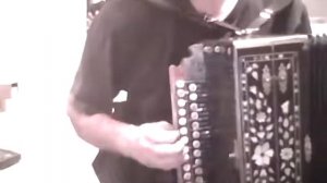 Урок 19.6.2. Камаринского.  Лесенки 2-3, 3-2 на аккорде Соль (G)