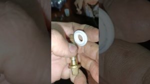 замена прокладки барашка вентиля на полном баллоне CO² высокого давления ВК-94 углекислота кислород