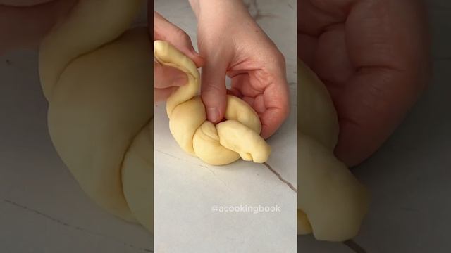 Beautiful bread shaping by @ACOOKINGBOOK1