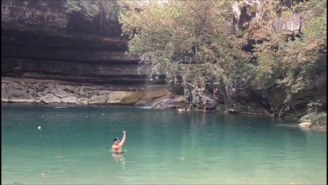 Казахи танцуют камажай у водопада в Техасе (США) | Hamilton Pool Preserve in Austin, TX (Oct. 2016) смотреть онлайн