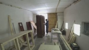 Еду покупать старый шкаф ! Реставрации в этом видео не будет.