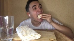 ДВЕ БОЛЬШИЕ ШАУРМЫ/МУКБАНГ/не АСМР/MUKBANG/ASMR