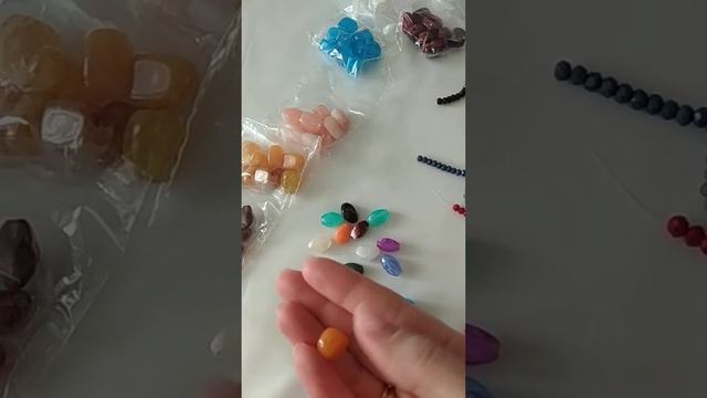 Распаковка с Али. Разные бусины. смотреть онлайн